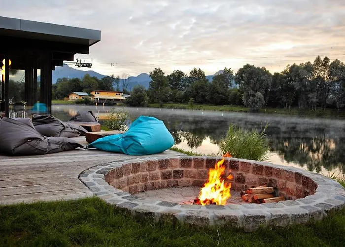 Water, Ski&Mountain Lodge